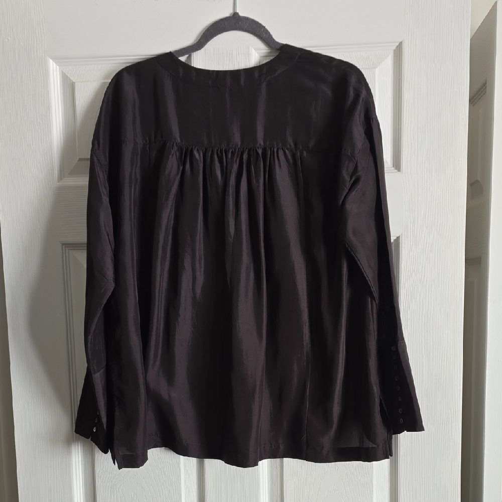 Free People Black Relaxed Buttoned Blouse with Mandarin Collar - Picture 2 of 3